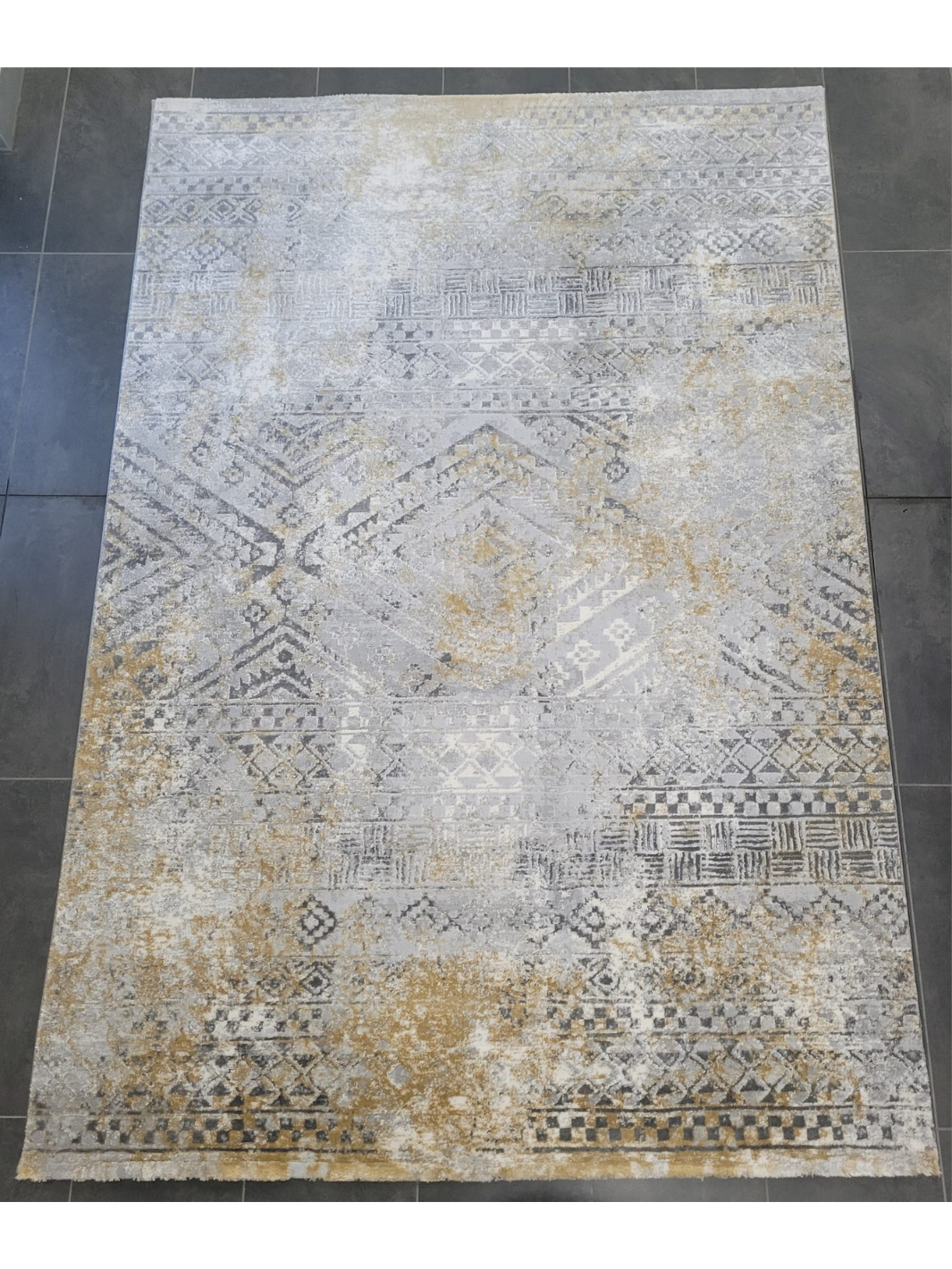 Ali Grey Tribal Pattern Rug
