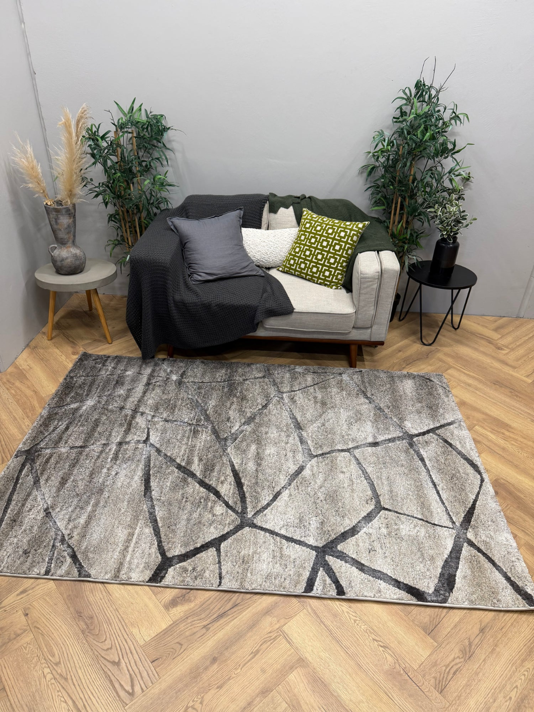 Cresta Grey Beige Modern Geometric Line Rug