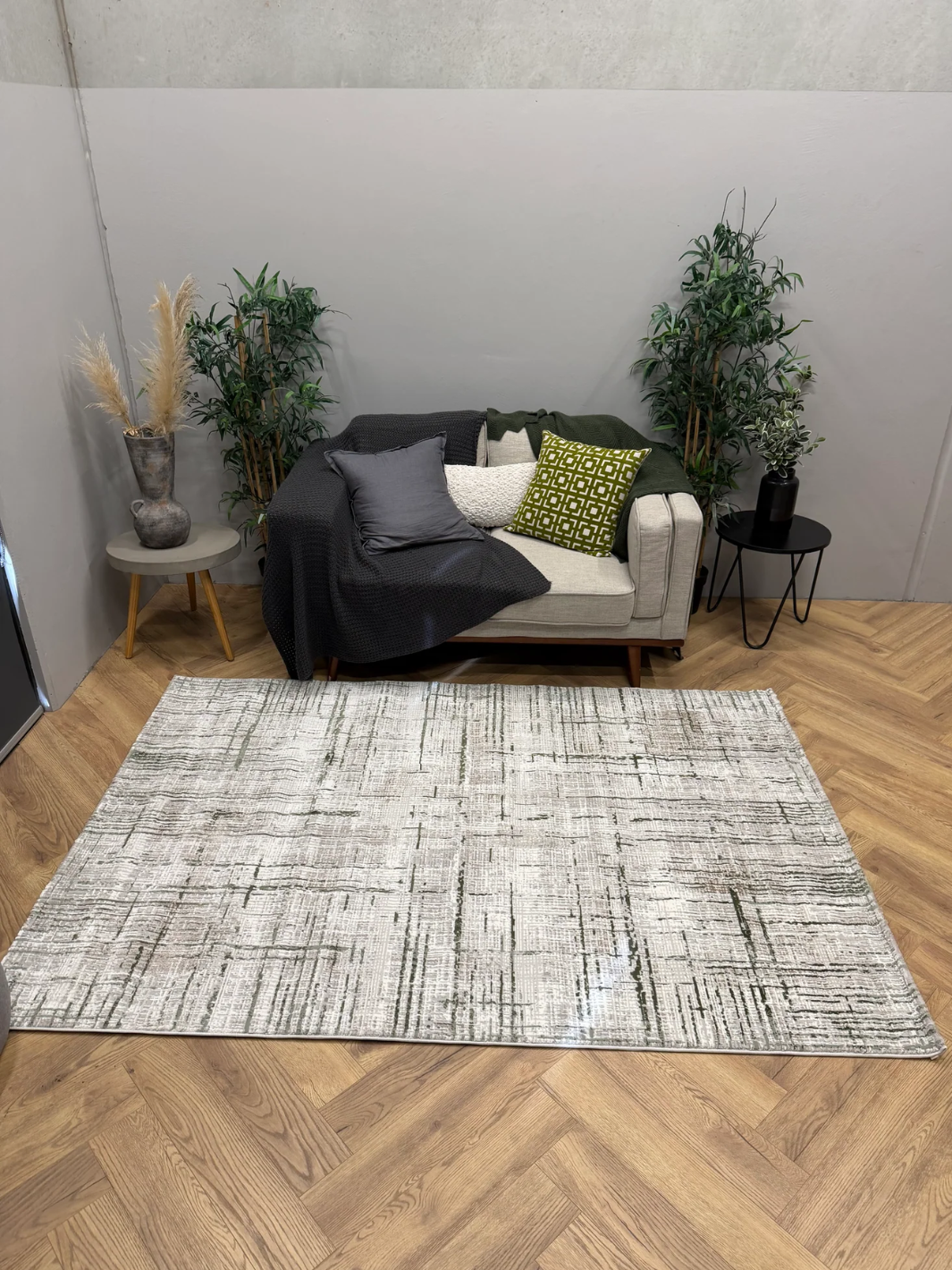 Medina Green Modern Textured Rug