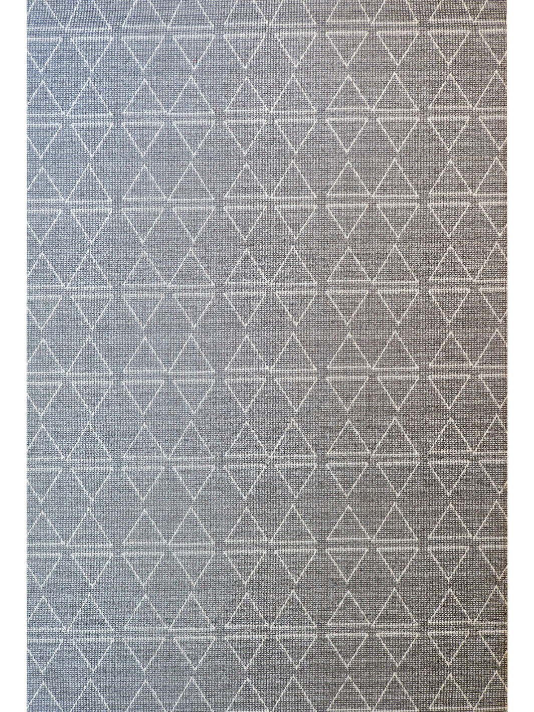 Nikko Grey Cream Triangle Pattern Rug