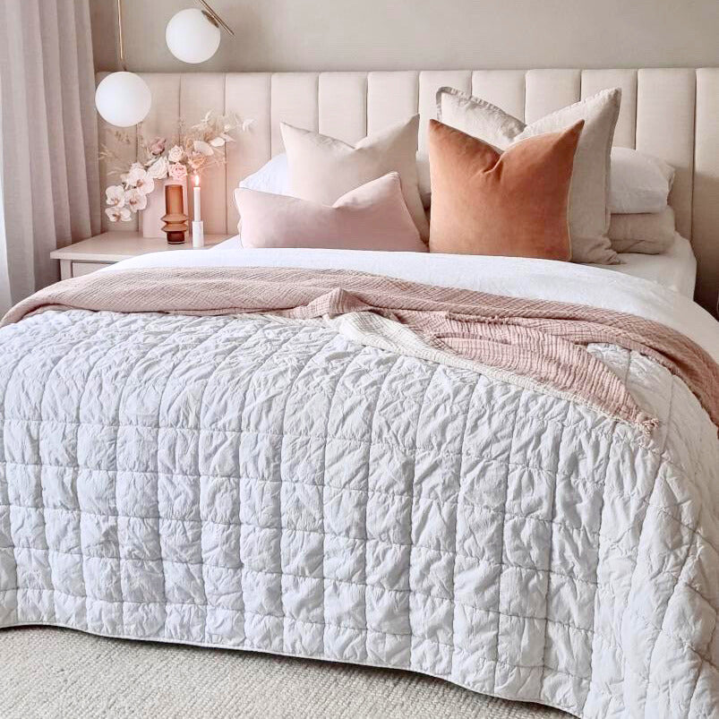 Snuggle in Style: The Ultimate Guide to Bedroom Rug Selection – The Rug ...