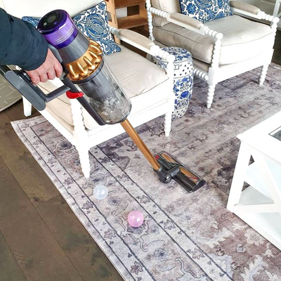 How to clean a Rug: Rug Cleaning & Maintenance Tips