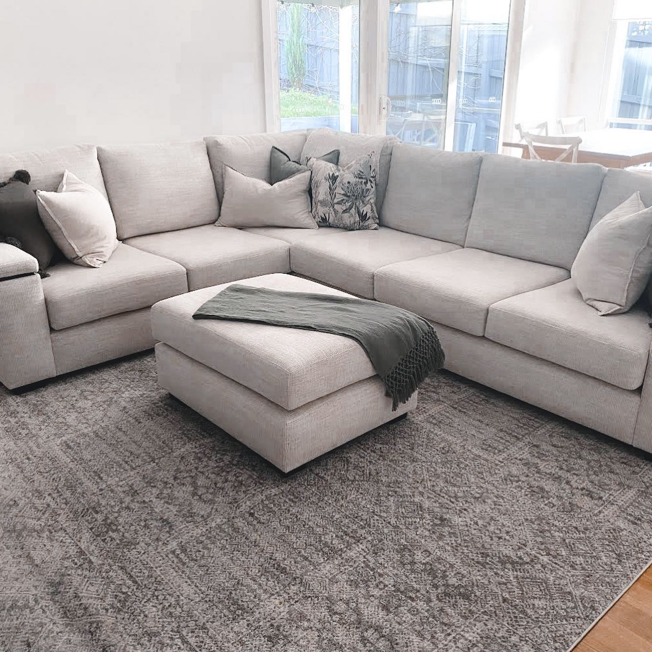 Elevate Your Home's Ambiance with a Mystique Silver White Vintage Patt ...