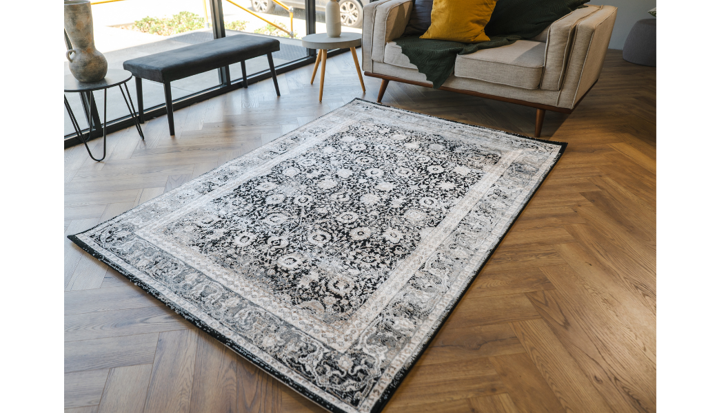 Diana Black Cream Vintage Oriental Bordered Rug