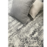 Kira Grey Medallion Diamond Transitional Rug