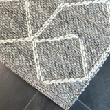 Essence Arabesque Beige Silver Wool Rug