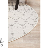 Cameron Silver Tribal Pattern Rug