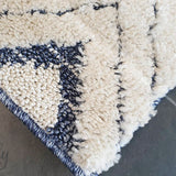 Chloe Ivory Blue Geometric Diamond Textured Rug