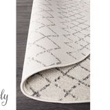Heaven Ivory Grey Tribal Diamond Round Rug