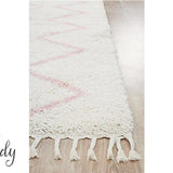 Saffia Pink Zigzag Plush Boho Rug