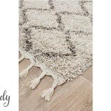 Saffia Natural Zigzag Plush Boho Rug