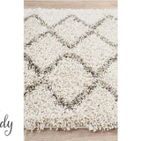Saffia Natural Zigzag Plush Boho Rug