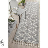 Saffia Silver Zigzag Plush Boho Rug