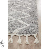 Saffia Silver Zigzag Plush Boho Rug