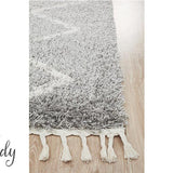 Saffia Silver Zigzag Plush Boho Rug