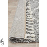 Saffia Silver Zigzag Plush Boho Rug
