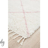Saffia Pink Diamonds Plush Boho Rug