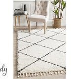Saffia Natural Off-White Diamonds Plush Boho Rug