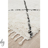 Saffia Natural Off-White Diamonds Plush Boho Rug