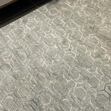 Versha Modern Geometric Luxe Grey Rug