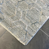 Versha Modern Geometric Luxe Grey Rug