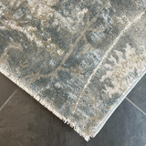 Versha Classic Luxe Grey Rug